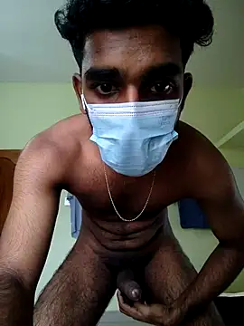 Snapshot of Yournextdoorboy chatting on November 16, 9:58 am Yournextdoorboy online show from November 16, 9:58 am