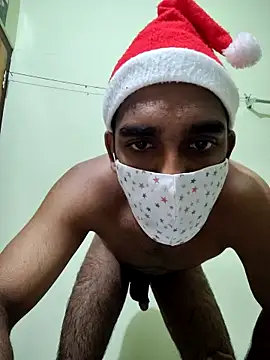 Yournextdoorboy online show from December 19, 4:31 pm