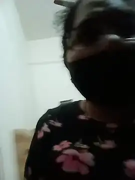 Snapshot of Menka_cut34 chatting on June 21, 11:43 pm Menka cut34 online show from June 21, 11:43 pm
