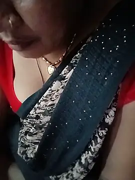 Snapshot of Menka_cut34 chatting on June 22, 6:43 am Menka cut34 online show from June 22, 6:43 am