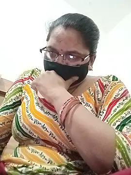 Snapshot of Menka_cut34 chatting on June 19, 2:56 pm Menka cut34 online show from June 19, 2:56 pm