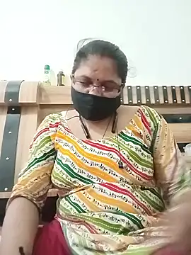 Snapshot of Menka_cut34 chatting on June 26, 9:59 am Menka cut34 online show from June 26, 9:59 am