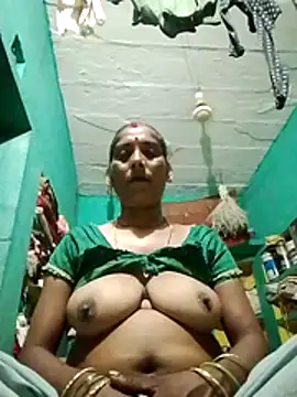 Snapshot of Xx_savita chatting on June 30, 8:53 pm Xx savita online show from June 30, 8:53 pm