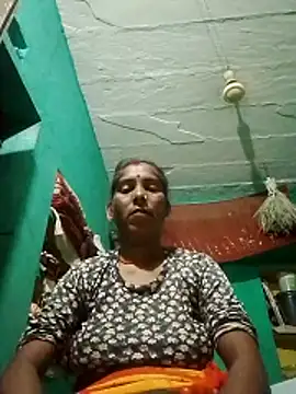 Snapshot of Xx_savita chatting on June 11, 11:24 pm Xx savita online show from June 11, 11:24 pm