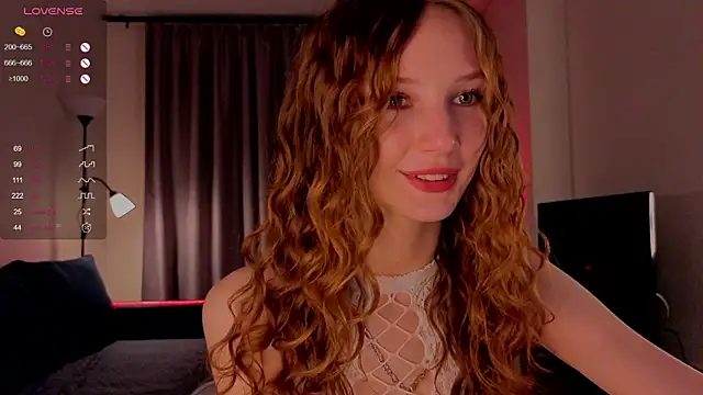 Alisavine online show from November 18, 5:27 pm