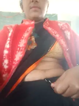 Snapshot of Sexi_soniy432 chatting on February 25, 5:18 am Sexi soniy432 online show from February 25, 5:18 am