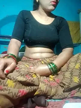 Snapshot of Sexi_soniy432 chatting on February 14, 2:39 pm Sexi soniy432 online show from February 14, 2:39 pm