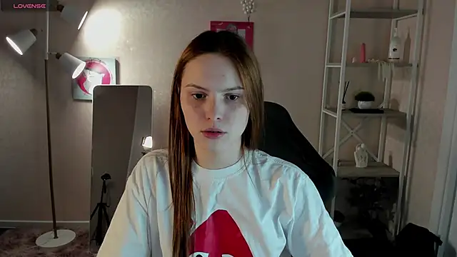 Diana Brooks online show from February 10, 9:19 am