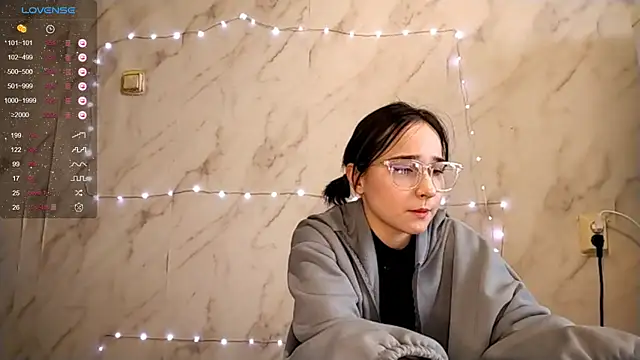 TianaMeiser online show from December 19, 10:06 am