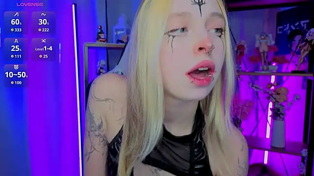 ElvenQueen online show from January 9, 1:40 pm