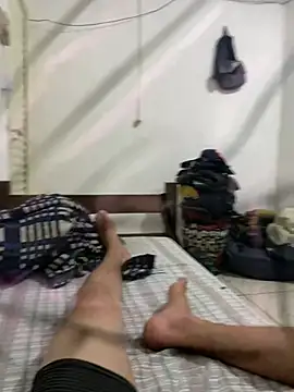 Snapshot of Loirodapicarosa chatting on February 22, 3:57 pm Loirodapicarosa online show from February 22, 3:57 pm