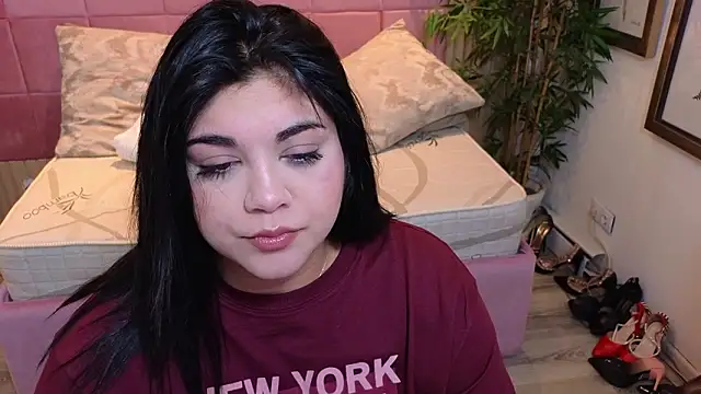 SpicyCarlaXX online show from March 6, 8:15 pm