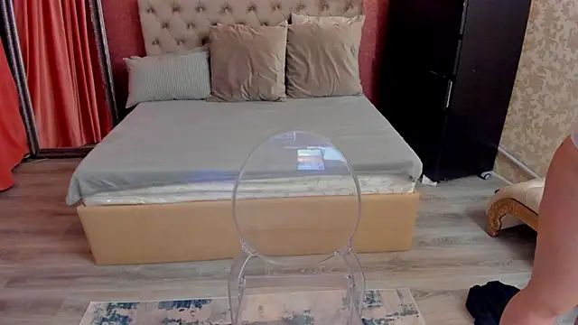 SpicyCarlaXX online show from June 2, 8:09 pm
