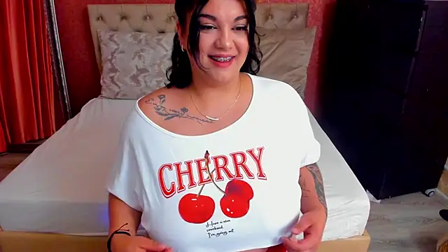 Snapshot of SpicyCarlaXX chatting on June 10, 8:21 pm SpicyCarlaXX online show from June 10, 8:21 pm
