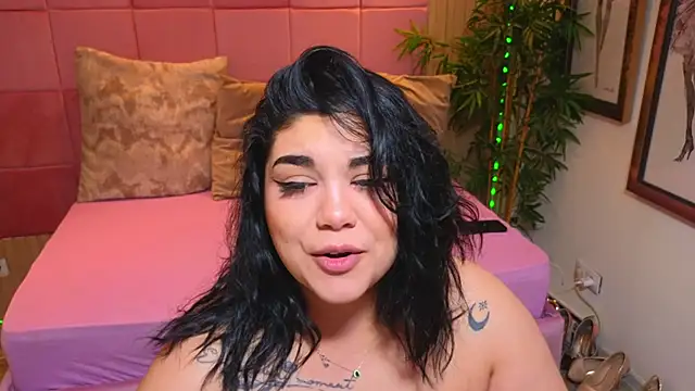 SpicyCarlaXX online show from March 28, 9:27 pm