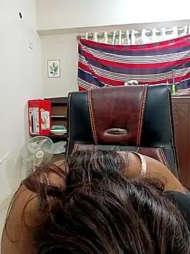 Snapshot of Sexy-Jara1 chatting on January 8, 4:51 am Sexy-Jara1 online show from January 8, 4:51 am