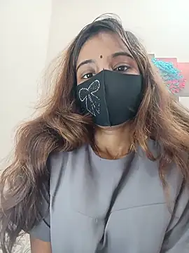 Snapshot of Sexy-Jara1 chatting on June 1, 4:28 pm Sexy-Jara1 online show from June 1, 4:28 pm
