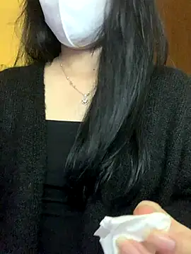 Hanni 22 online show from November 20, 4:18 pm