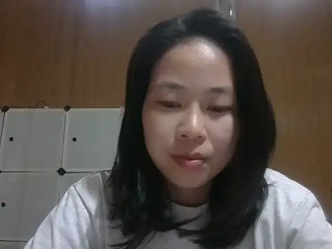 Snapshot of Cat-meow chatting on May 5, 6:16 am Cat-meow online show from May 5, 6:16 am