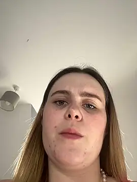 Blonde Bunny online show from February 4, 11:27 am