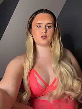 Blonde Bunny online show from November 22, 9:13 pm