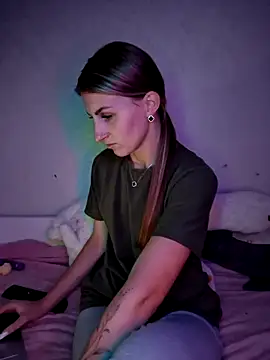 Snapshot of carolinakis_ chatting on March 2, 9:00 pm carolinakis online show from March 2, 9:00 pm