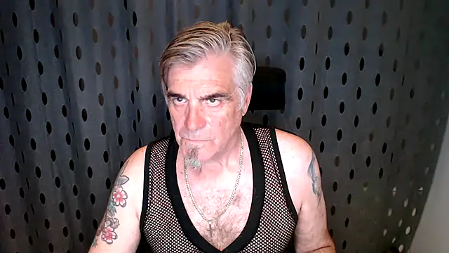 Snapshot of Buidapest chatting on June 22, 3:47 am Buidapest online show from June 22, 3:47 am