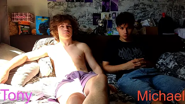 Snapshot of jordanjock chatting on July 16, 8:44 am jordanjock online show from July 16, 8:44 am