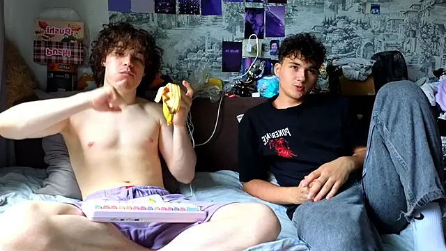 Snapshot of jordanjock chatting on June 12, 9:18 am jordanjock online show from June 12, 9:18 am
