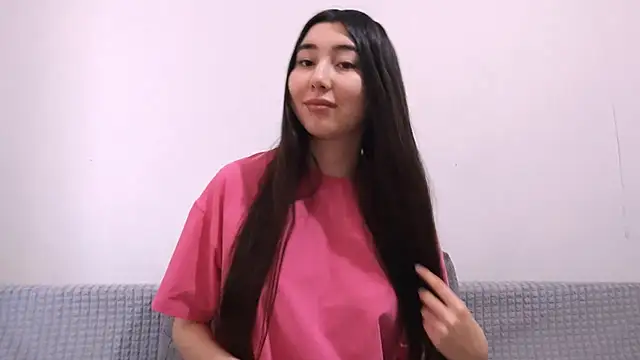 Snapshot of Alice_puff chatting on November 17, 10:19 am Alice puff online show from November 17, 10:19 am