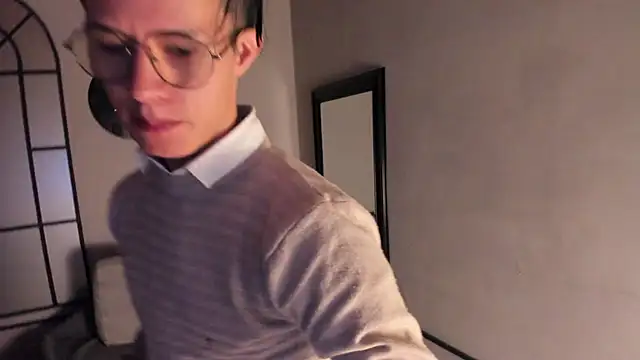 Brandon starkk online show from December 15, 11:49 am