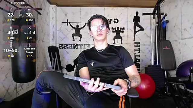 Brandon starkk online show from February 26, 11:54 am