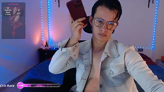 Snapshot of Brandon_starkk chatting on July 29, 11:37 pm Brandon starkk online show from July 29, 11:37 pm