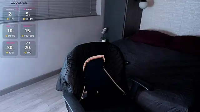 Brandon starkk online show from February 10, 11:42 am