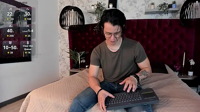 Brandon starkk online show from March 24, 11:54 am