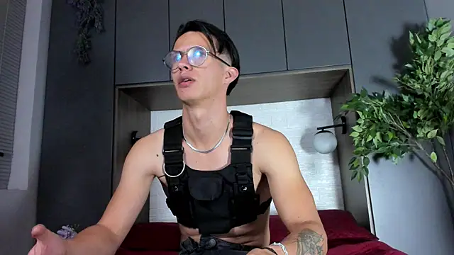 Brandon starkk online show from November 28, 12:05 pm