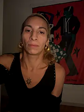 Snapshot of zinalastar chatting on November 16, 4:56 pm zinalastar online show from November 16, 4:56 pm