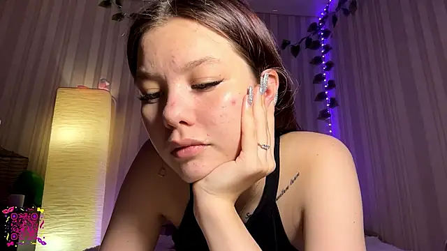 CutieSlim online show from March 15, 12:01 pm