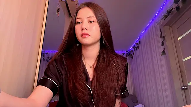 CutieSlim online show from December 17, 6:07 am