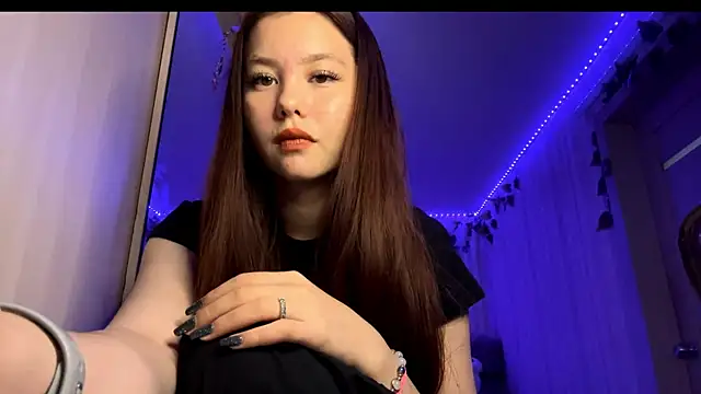 CutieSlim online show from November 20, 8:04 am