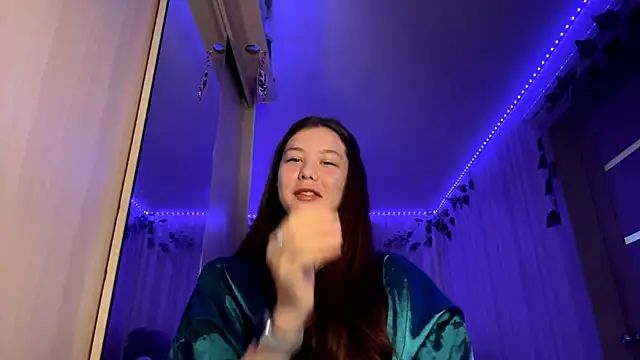 CutieSlim online show from November 26, 9:09 am