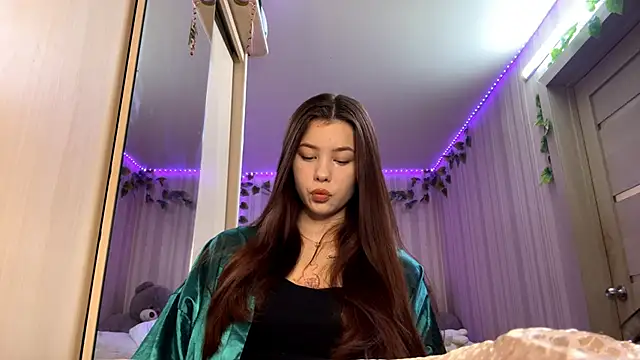 CutieSlim online show from December 4, 10:03 am