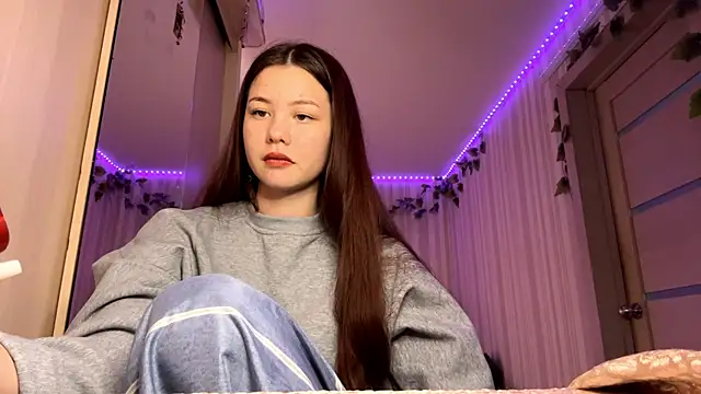 CutieSlim online show from December 16, 6:06 am