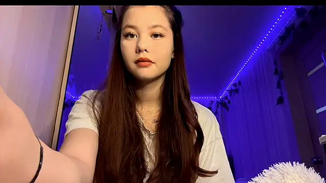 CutieSlim online show from November 19, 11:10 am