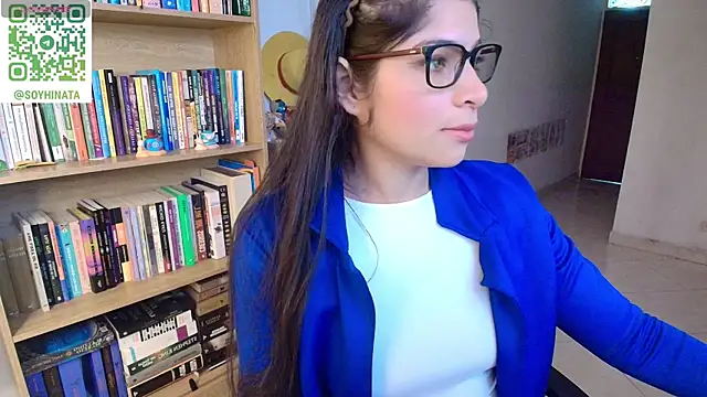 Emyii  online show from April 23, 2:07 am