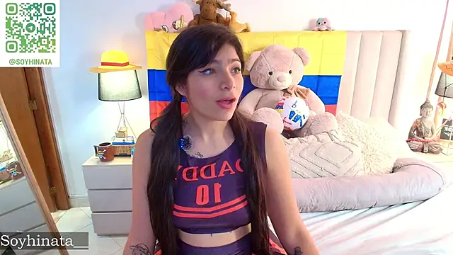 Emyii  online show from June 21, 8:47 pm