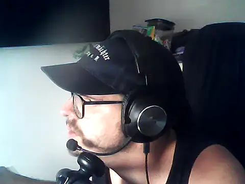 Snapshot of DesertedMonoxide chatting on June 30, 3:23 pm DesertedMonoxide online show from June 30, 3:23 pm