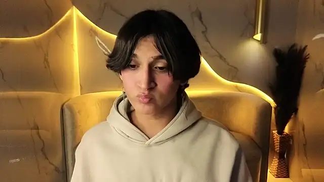 zoe tp online show from November 24, 8:09 pm