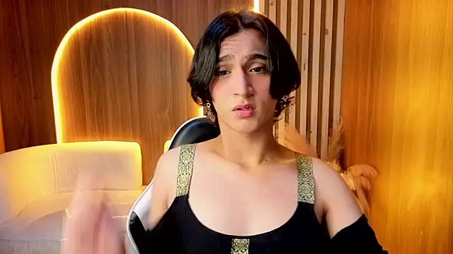 zoe tp online show from January 6, 8:02 pm