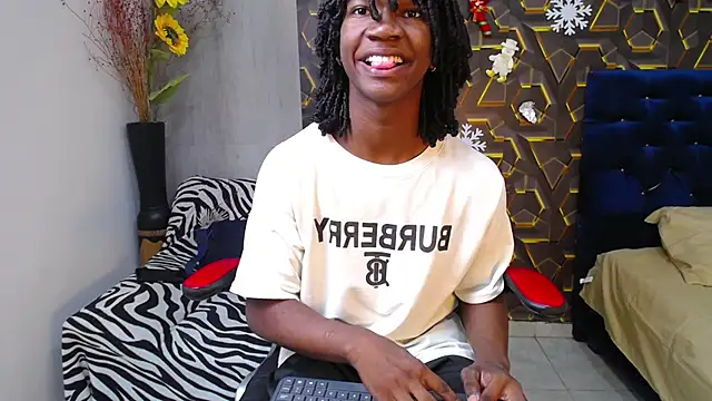 Snapshot of negga_cum chatting on November 26, 1:44 pm negga cum online show from November 26, 1:44 pm